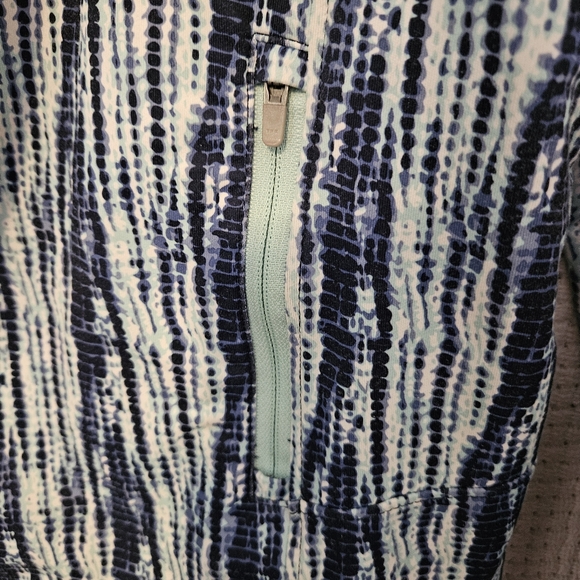 Peter Millar Lg Blue and White Striped Full Zip Workout Jacket - Picture 6 of 10